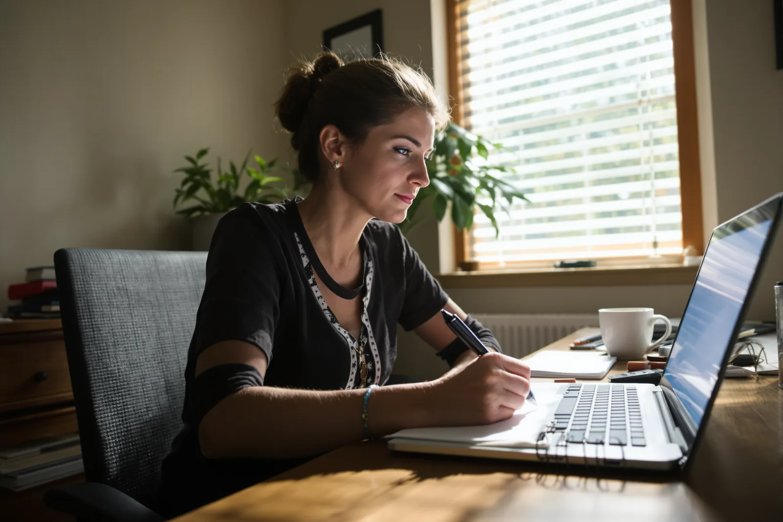 How to Add Personal Experience to AI Writing (And Boost E-E-A-T)
